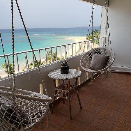 Gorgeous Beach Front Studio With Electricity Water Ac Luquillo Kültér fotó
