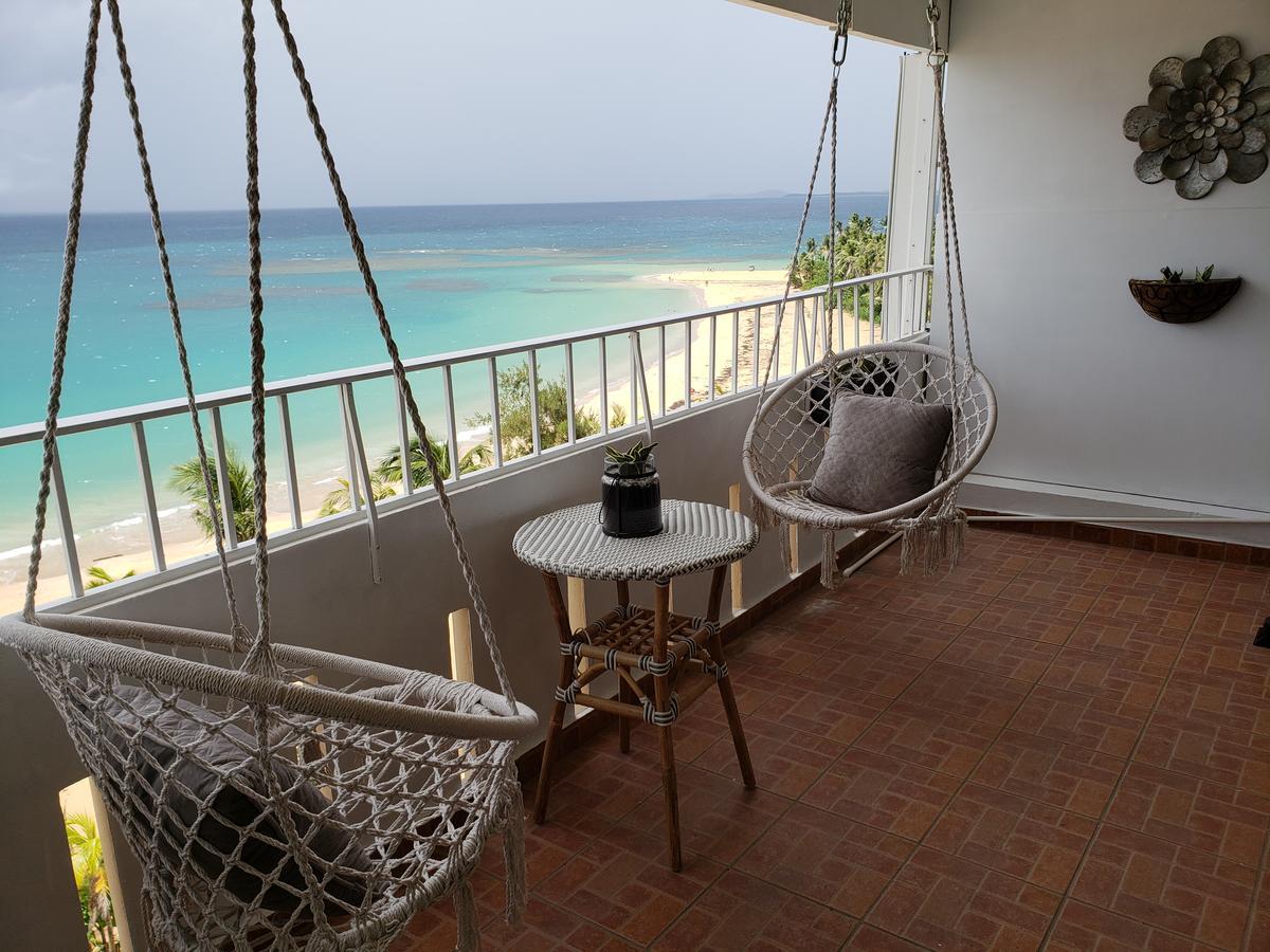 Gorgeous Beach Front Studio With Electricity Water Ac Luquillo Kültér fotó